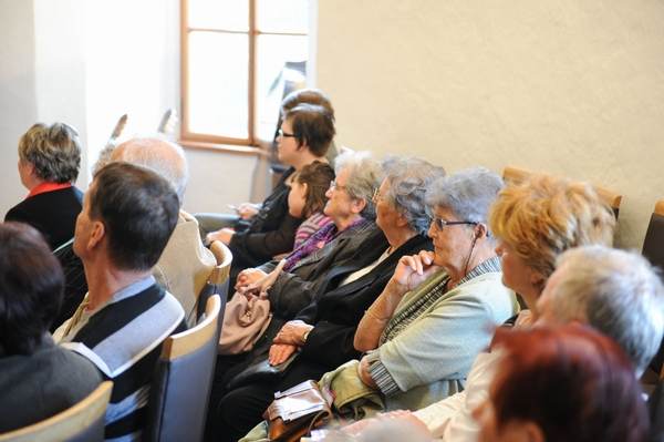 Prvi samostojni koncert Rajhenburškega okteta
